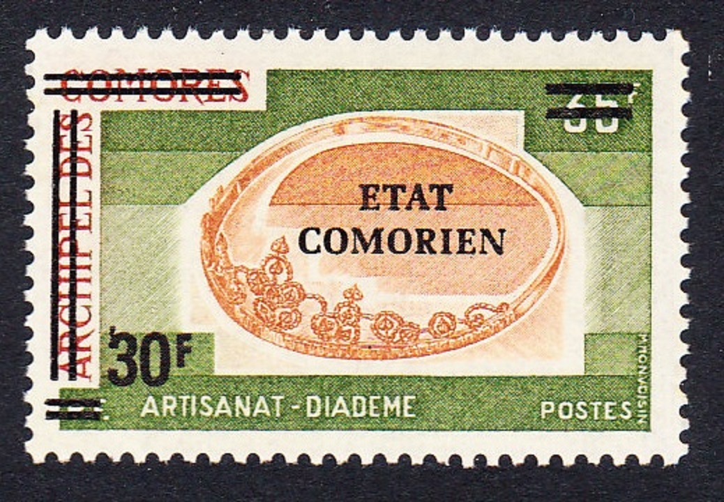 Comoro Islands Diadem Overprint &#39;Etat Comorien&#39; 30 Fr on 35 Fr 1975 MNH MI#221 Sc#142