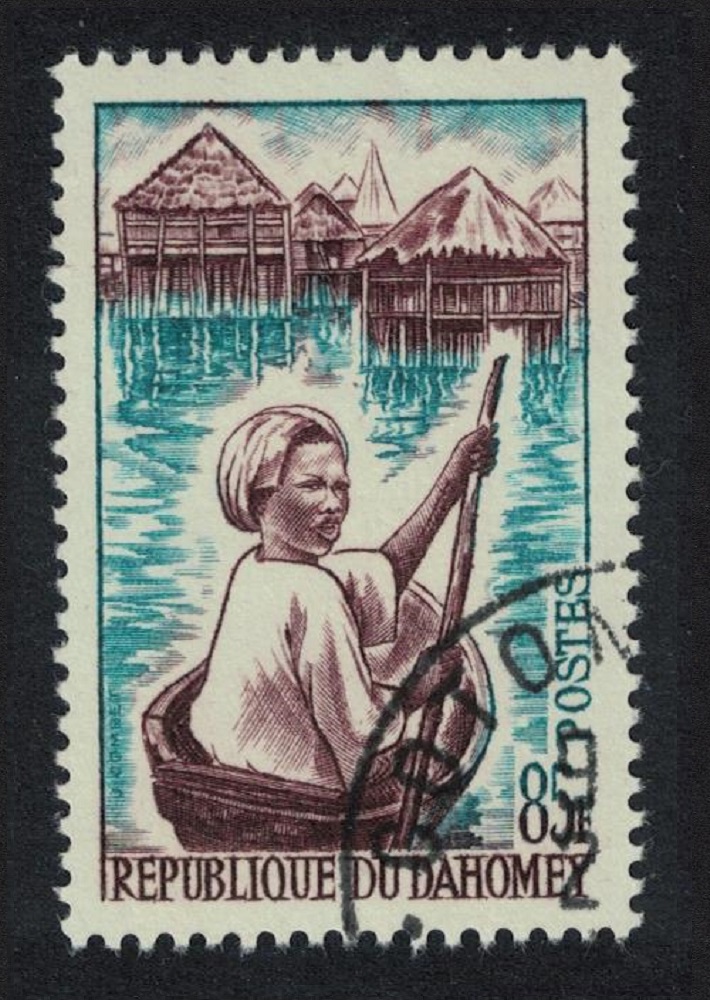 Dahomey Ganvie girl in pirogue 85f KEY VALUE 1963 CTO SG#183 MI#211 Sc#171