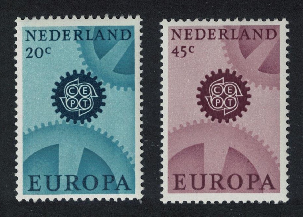 Netherlands Cogwheels Europa 2v 1967 MNH SG#1031-1032