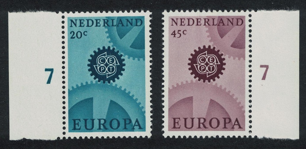 Netherlands Cogwheels Europa 2v Margins 1967 MNH SG#1031-1032