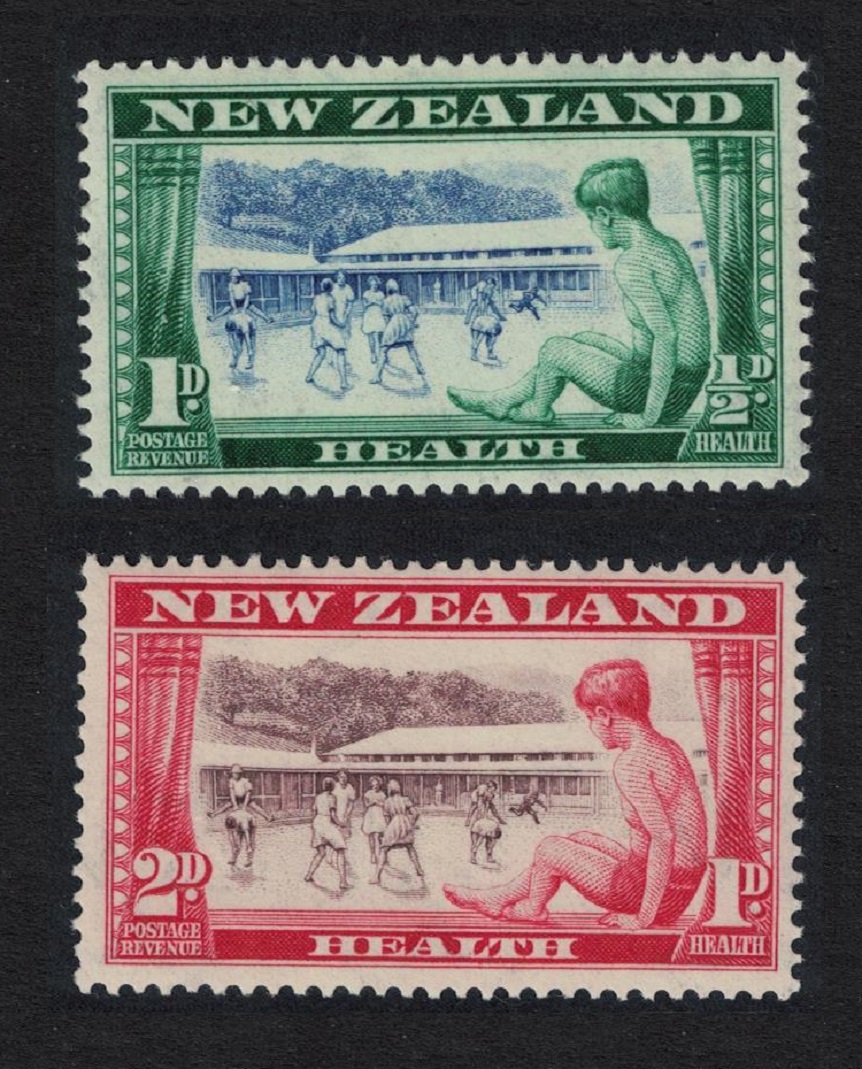 New Zealand Boy sunbathing and Children playing 2v 1948 MNH SG#696-697