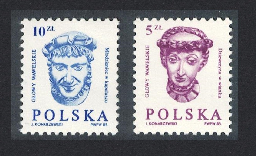 Poland Warrior Man in Cap Carved Heads from Wawel Castle 1982 MNH SG#2837-2838